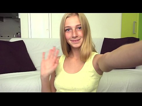 ❤️ Kiam mi enuas, mi pigre masturbas mian rozkoloran kuzon ❤ Seksofilmeto ĉe ni ❌️❤